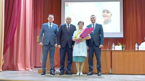 Азнакайда сәламәтлек саклау хезмәткәрләренең йомгаклау киңәшмәсе узды