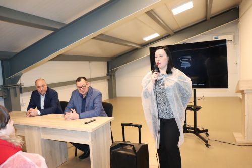 Азнакаевские школьники знакомились с мега-фермой