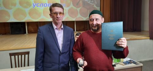 В Азнакаево состоялось совещание пчеловодов