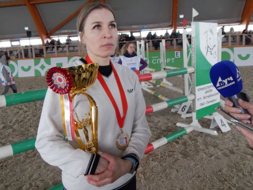 В Актюбе состоялось торжественное открытие турнира по конному-спорту «Кубок победы»