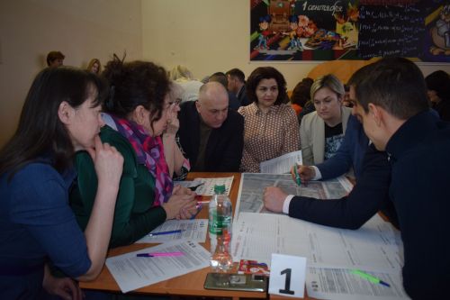 Азнакайның Р.Ишкәев исемендәге паркын заманча, затлы итүдә бергәләп катнашыйк!