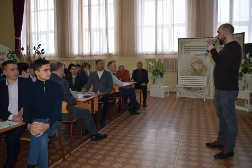 Азнакайның Р.Ишкәев исемендәге паркын заманча, затлы итүдә бергәләп катнашыйк!