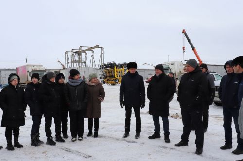 Азнакаевские школьники знакомятся с сельским хозяйством