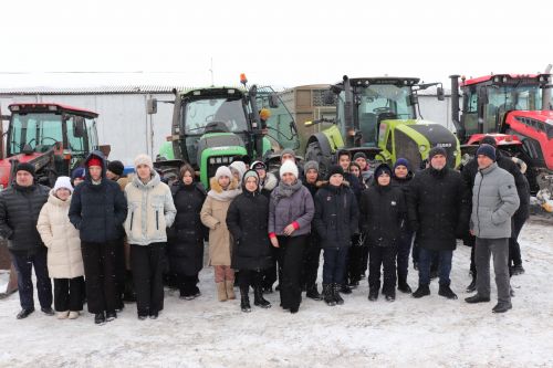 Азнакаевские школьники знакомятся с сельским хозяйством