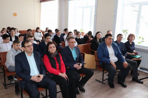 Азнакаевские школьники знакомятся с сельским хозяйством