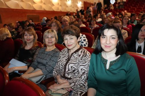 Работников культуры Азнакаево поздравили с праздником