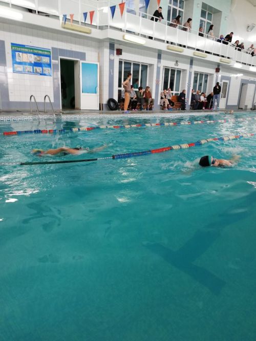 В Азнакаево прошли соревнования по плаванию