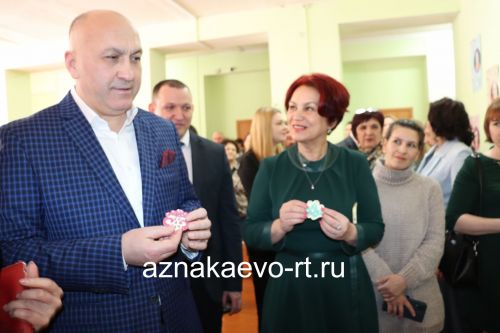 Азнакай лицеенда бал узды