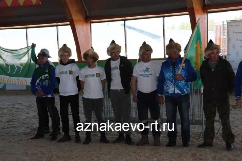 В Азнакаево прошли конноспортивные соревнования