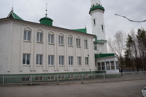 Глава Азнакаевского района провел благотворительный ужин разговения ифтар