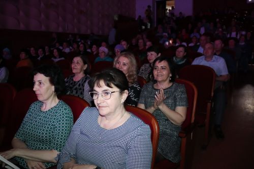 Художественная самодеятельность Азнакаево засияла яркими звездами