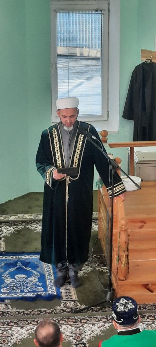 Во всех мечетях Азнакаевского района прошли праздничные богослужения в честь Ураза-байрам