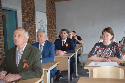 Азнакаевцы написали диктант Победы