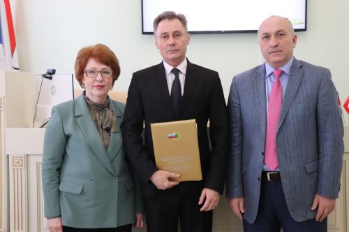 В Азнакаево прошла конференция  профсоюзного актива  района