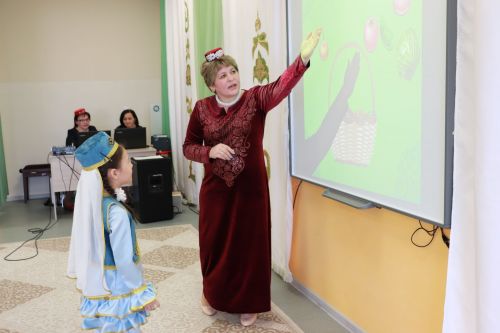 В Азнакаево проходит конкурс «Татар малае, татар кызы» («Татарский мальчик, девочка-татарка»)