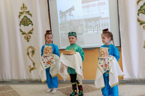 В Азнакаево проходит конкурс «Татар малае, татар кызы» («Татарский мальчик, девочка-татарка»)