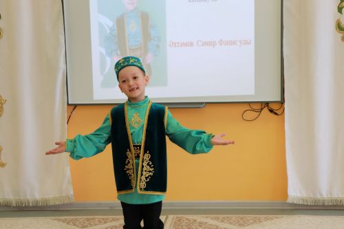 В Азнакаево проходит конкурс «Татар малае, татар кызы» («Татарский мальчик, девочка-татарка»)