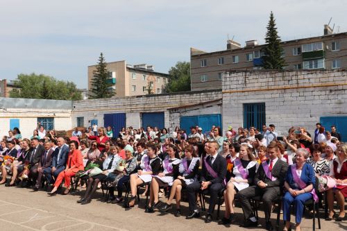 Азнакай мәктәпләрендә соңгы кыңгырау чыңлады
