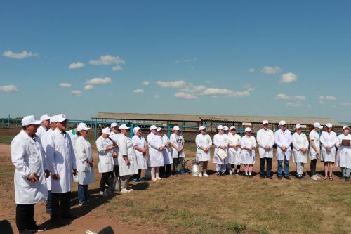 В Азнакаево соревновались доярки и технологи