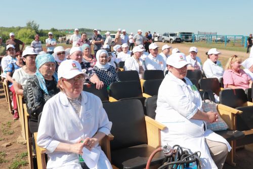 В Азнакаево соревновались доярки и технологи