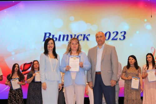 В Азнакаевской детской школе искусств прошёл выпускной вечер