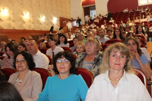 В Азнакаевской детской школе искусств прошёл выпускной вечер