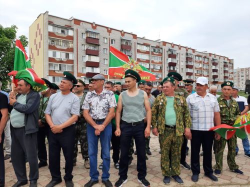 В Азнакаево отметили День пограничника