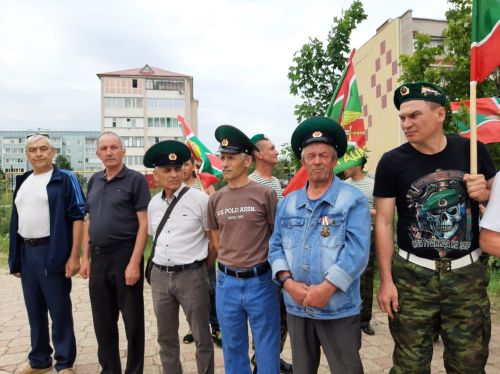 В Азнакаево отметили День пограничника