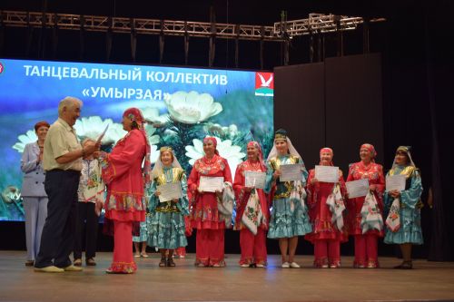 В Азнакаево университетом третьего возраста создана танцевальная группа “Умырзая”