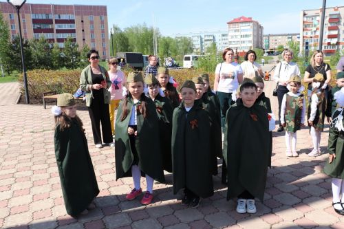 В Азнакаево звучали строевые песни юных солдат