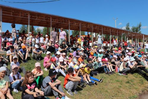 В Азнакаево прошел Международный День защиты детей