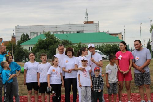 В Азнакаево соревновались самые дружные спортивные семьи