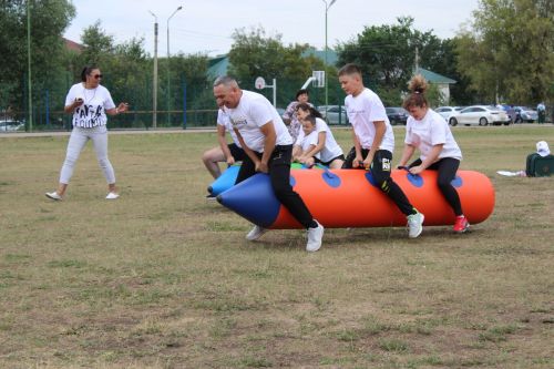 В Азнакаево соревновались самые дружные спортивные семьи