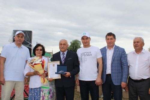 В Азнакаево соревновались самые дружные спортивные семьи
