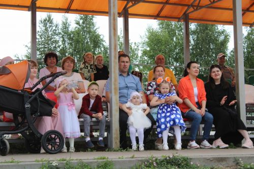 В Азнакаево соревновались самые дружные спортивные семьи