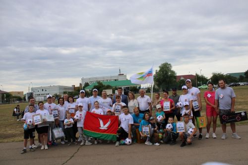 В Азнакаево соревновались самые дружные спортивные семьи