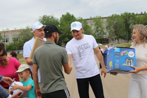 В Азнакаево соревновались самые дружные спортивные семьи