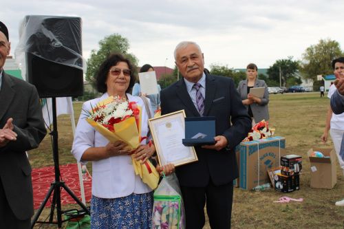 В Азнакаево соревновались самые дружные спортивные семьи