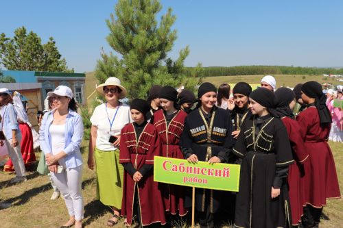 На горе Чатыр-Тау в Азнакаево состоялся фольклорный фестиваль "Чатыр-Тауда жыен"