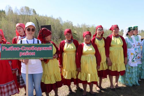 На горе Чатыр-Тау в Азнакаево состоялся фольклорный фестиваль "Чатыр-Тауда жыен"