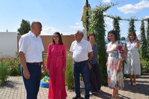 В селе Тумутук обновляются дворы