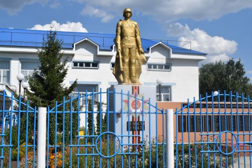 В селе Тумутук обновляются дворы