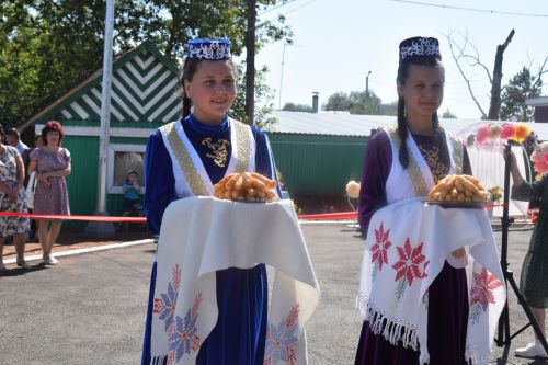 В селе Тумутук обновляются дворы