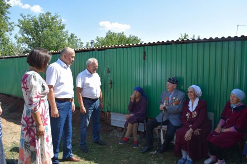 В селе Тумутук обновляются дворы