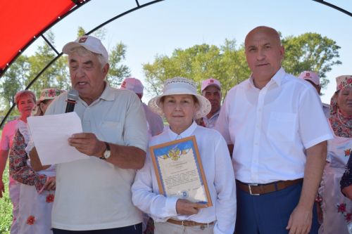 В Азнакаево провеви бабье лето