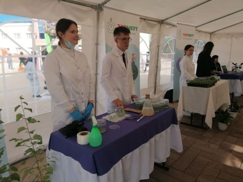 В Азнакаево сегодня большое торжество