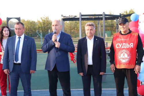 В поселке Актюбинский Азнакаевского района открылась площадка ГТО