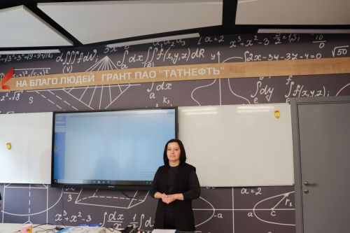 Азнакайда унбишенче “Үсеш ноктасы” үзәге ачылды