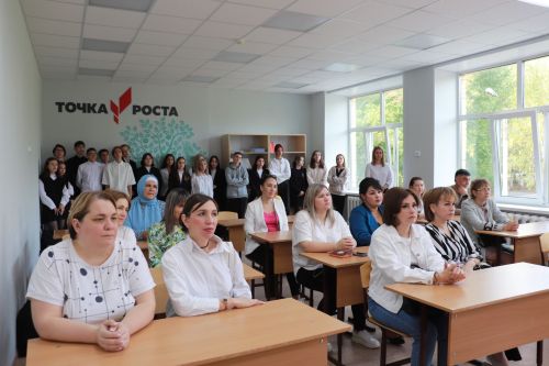 Азнакайда унбишенче “Үсеш ноктасы” үзәге ачылды