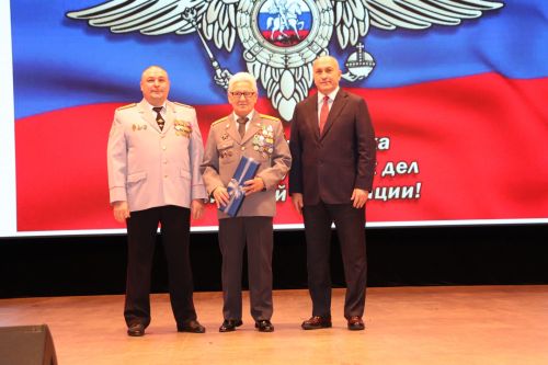 В Азнакаево чествовали сотрудников органов внутренних дел